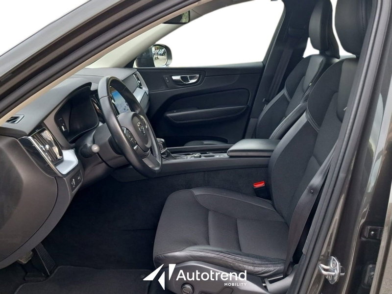 Volvo XC60 usata a Bari (7)
