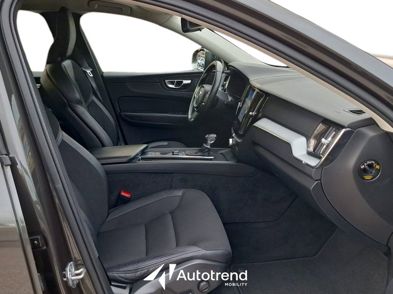 Volvo XC60 usata a Bari (8)
