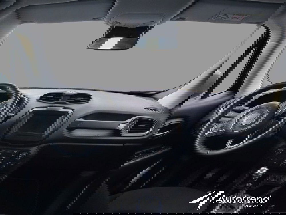 Jeep Renegade usata a Bari (8)