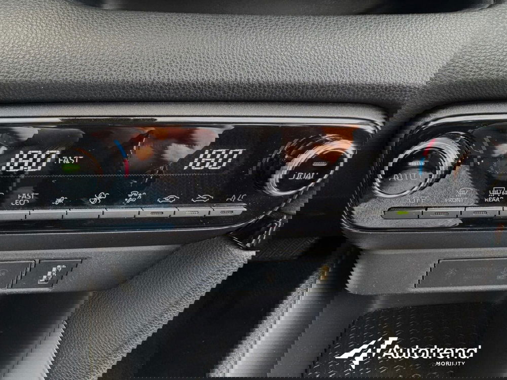 Mazda Mazda2 Hybrid usata a Bari (12)