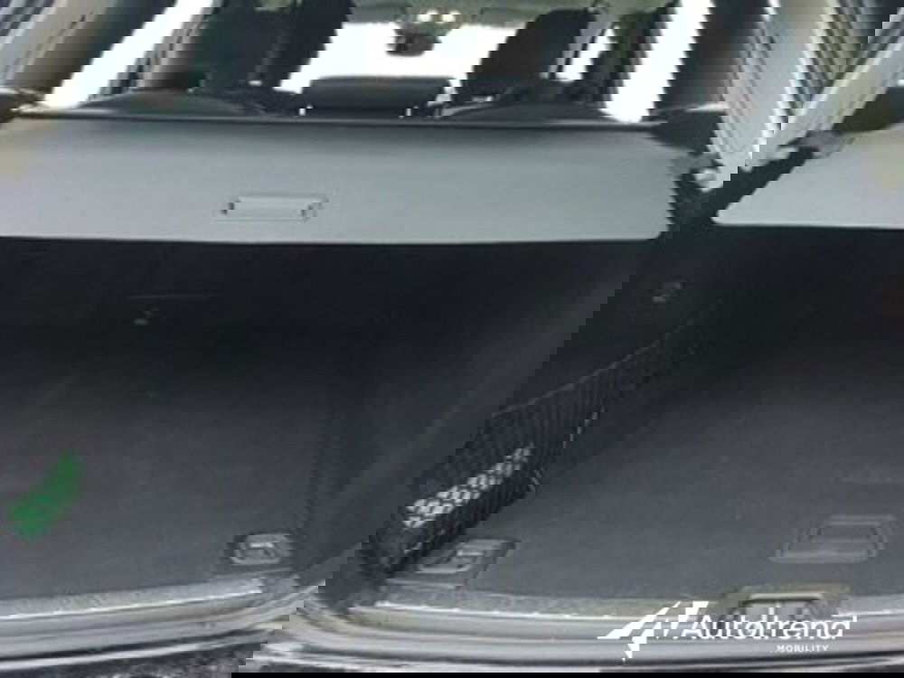 Volvo XC60 usata a Bari (20)