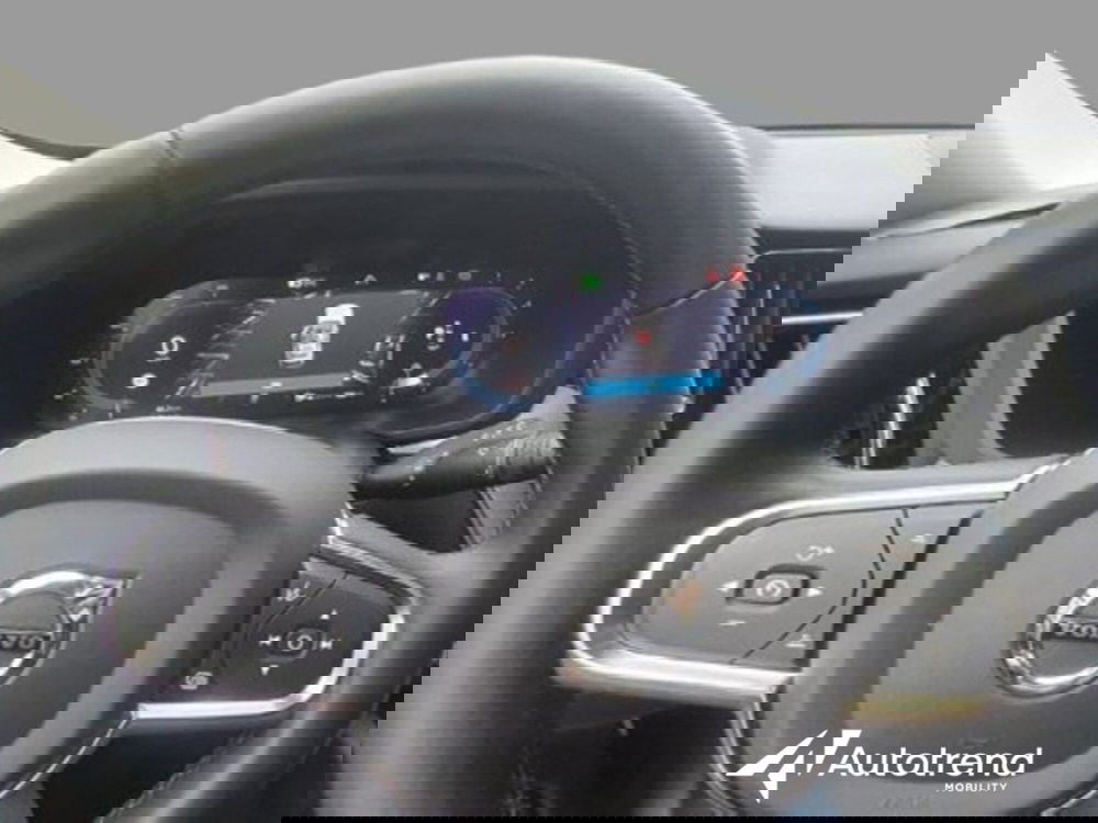 Volvo XC60 usata a Bari (7)