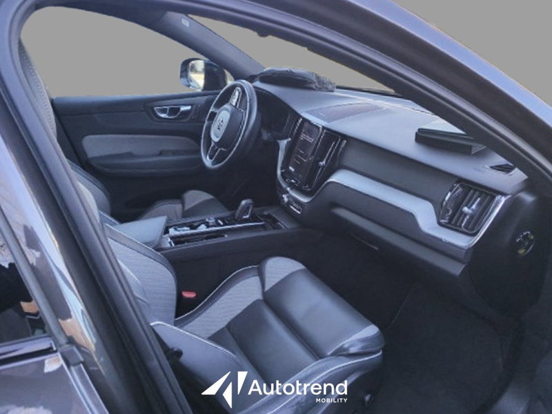 Volvo XC60 usata a Bari (15)