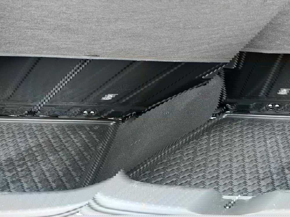 Toyota Aygo X usata a Sondrio (12)