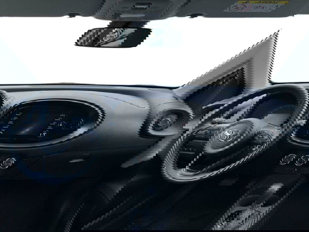 Toyota Aygo X usata a Sondrio (8)