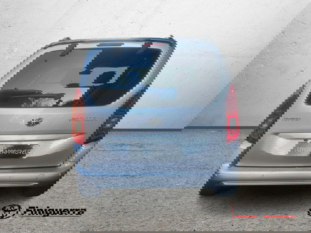 Toyota Proace City Verso usata a Lecco (3)