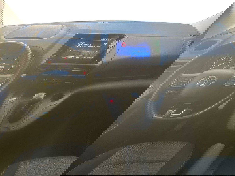 Toyota Proace City Verso usata a Lecco (8)