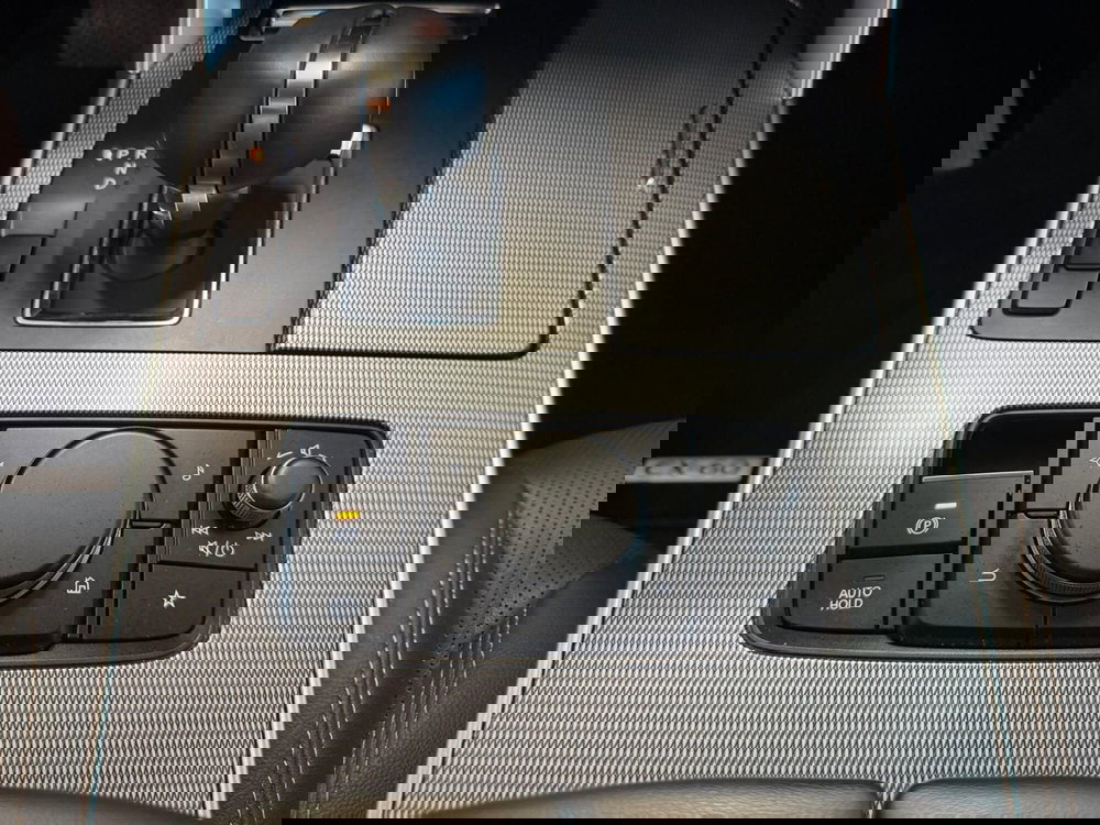 Mazda CX-60 usata a Napoli (17)