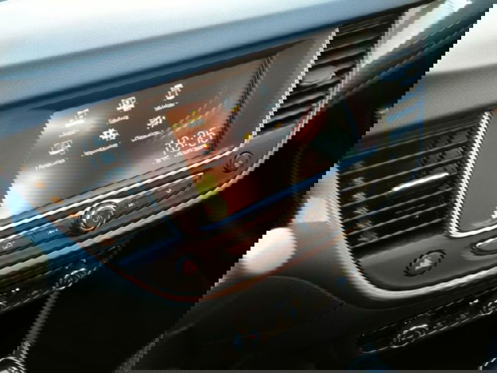 Opel Crossland usata a Livorno (6)