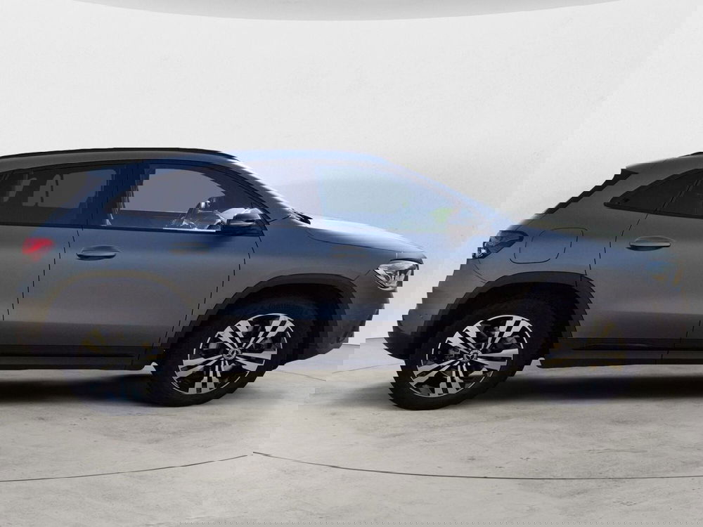Mercedes-Benz GLA SUV usata  (5)