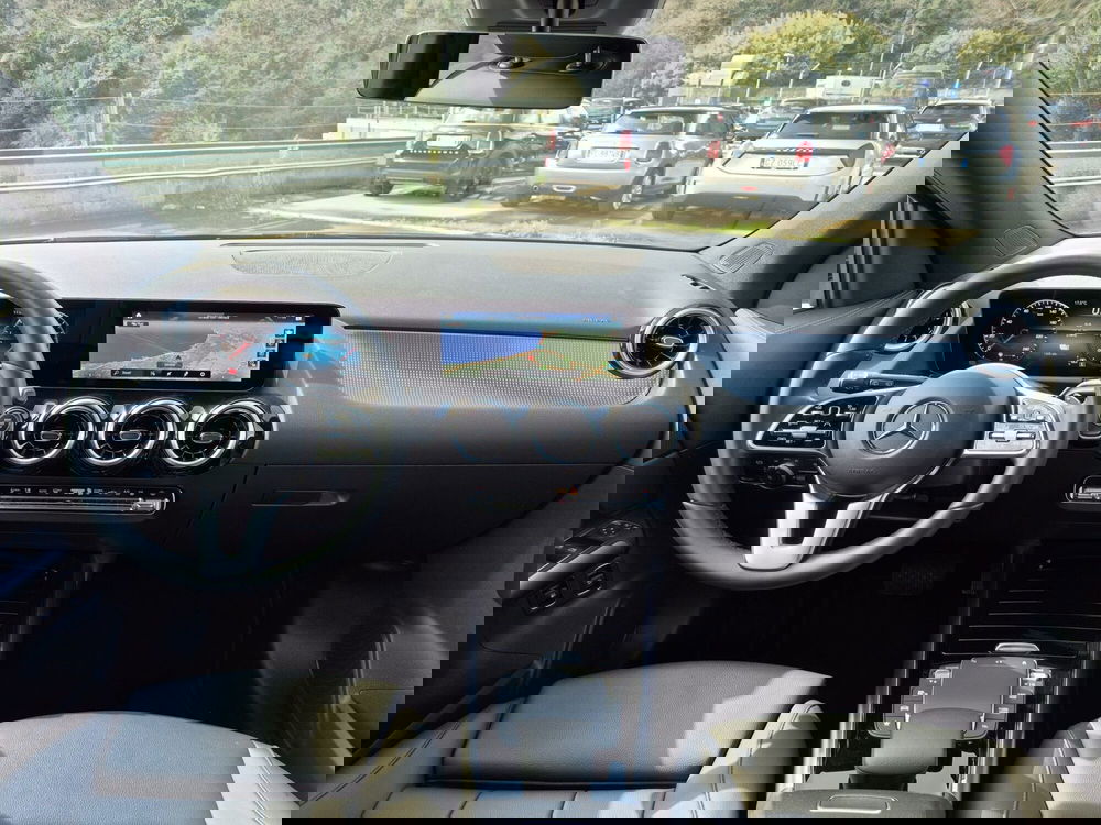 Mercedes-Benz GLA SUV usata  (8)