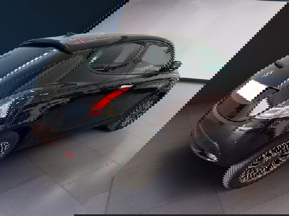 Lancia Ypsilon usata a Torino (6)