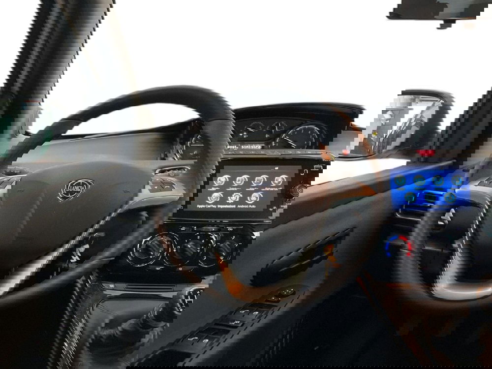 Lancia Ypsilon usata a Torino (11)