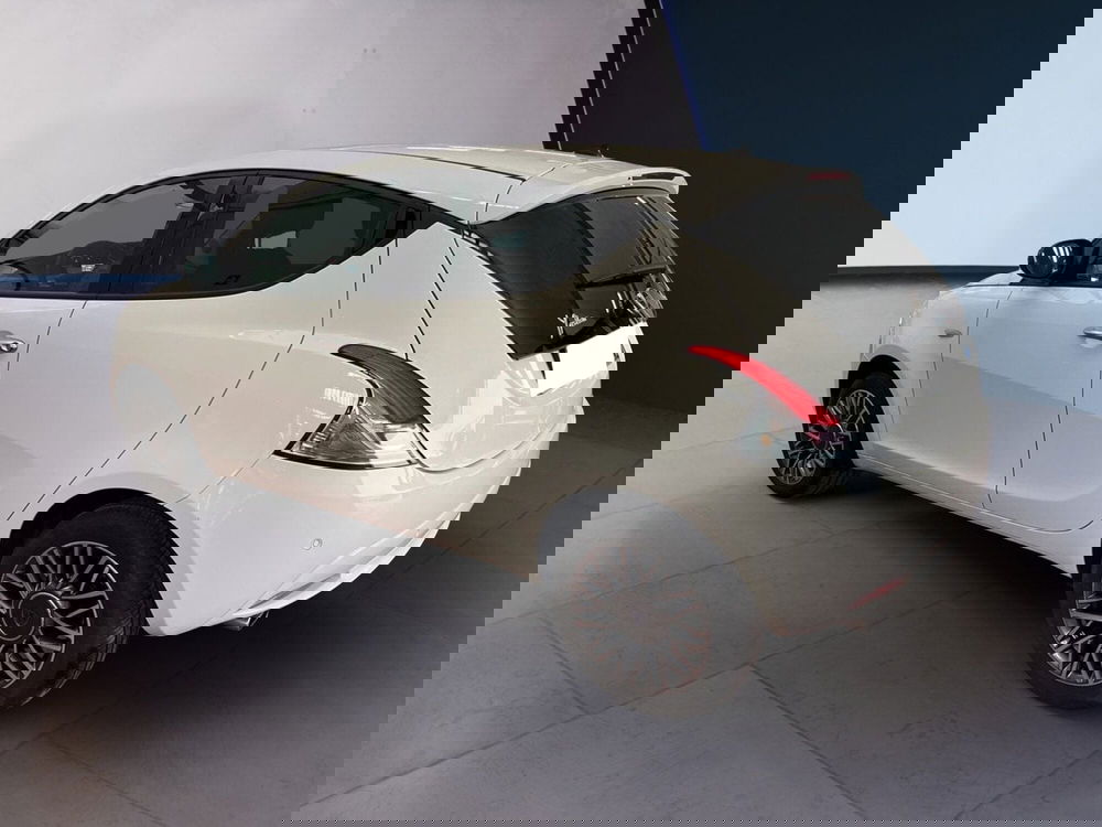 Lancia Ypsilon usata a Torino (4)