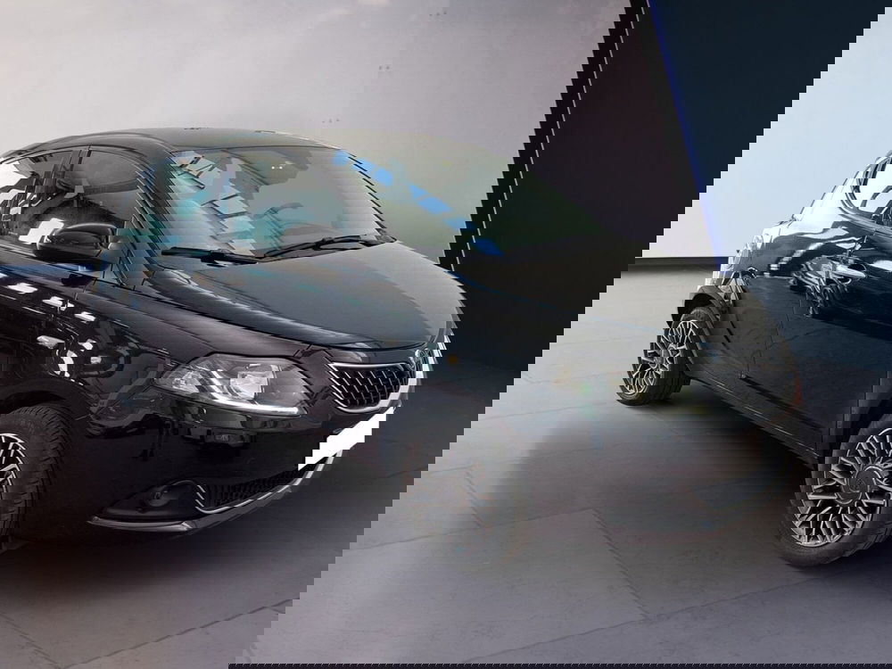 Lancia Ypsilon usata a Torino (2)