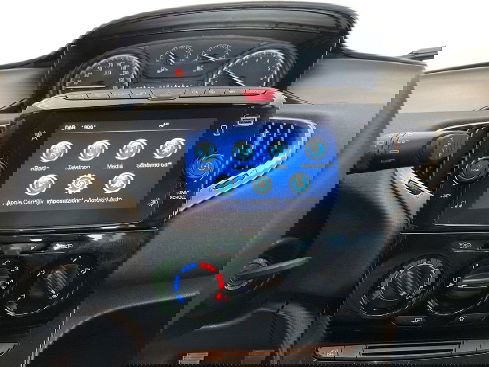 Lancia Ypsilon usata a Torino (13)