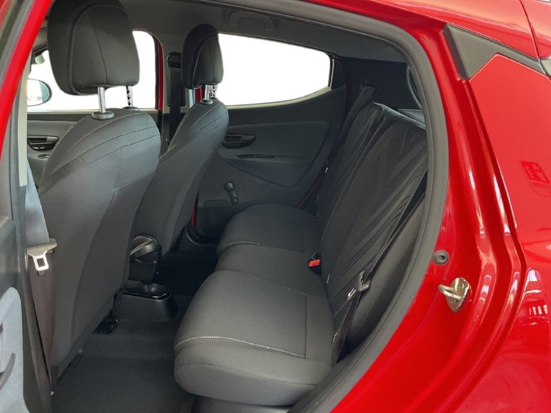Lancia Ypsilon usata a Torino (8)