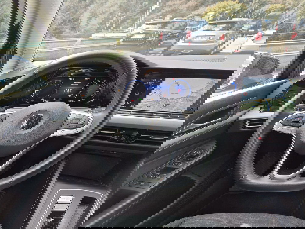 Volkswagen Golf usata  (16)