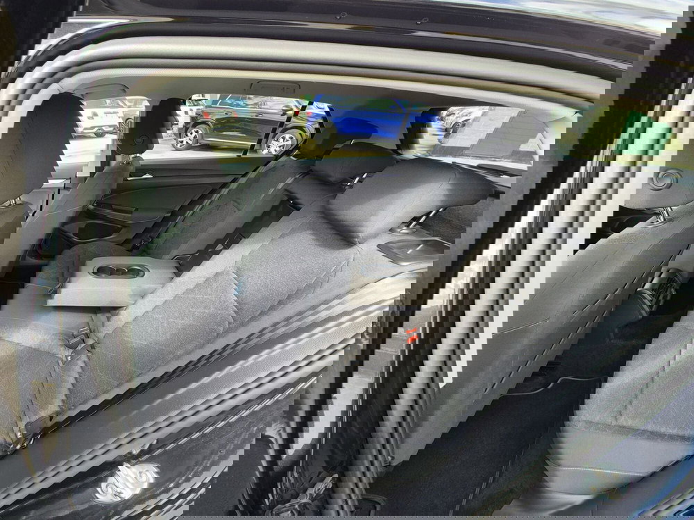 Volkswagen Golf usata  (19)