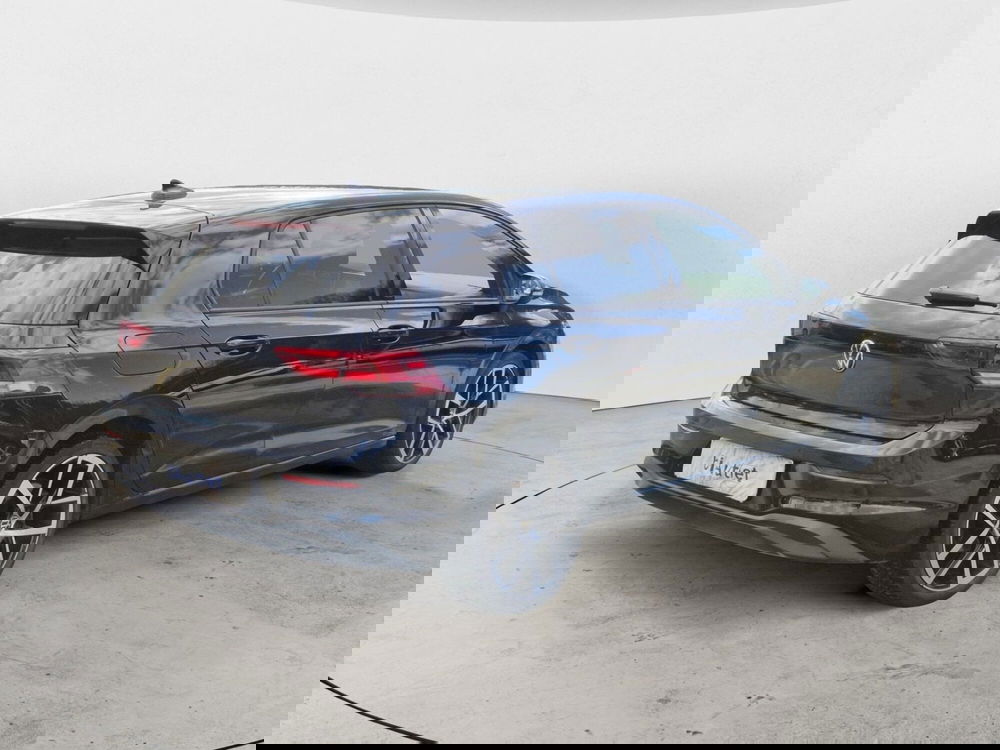 Volkswagen Golf usata  (4)