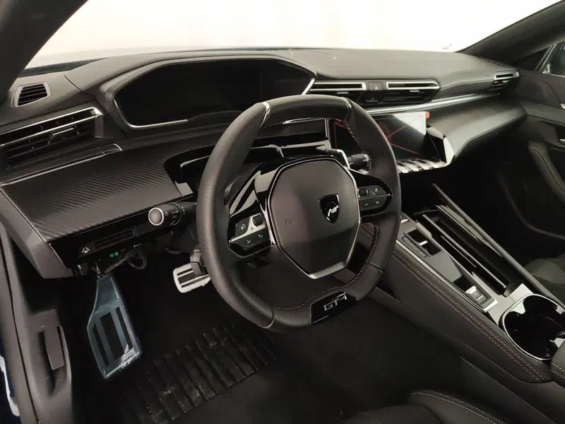 Peugeot 508 nuova a Caserta (19)