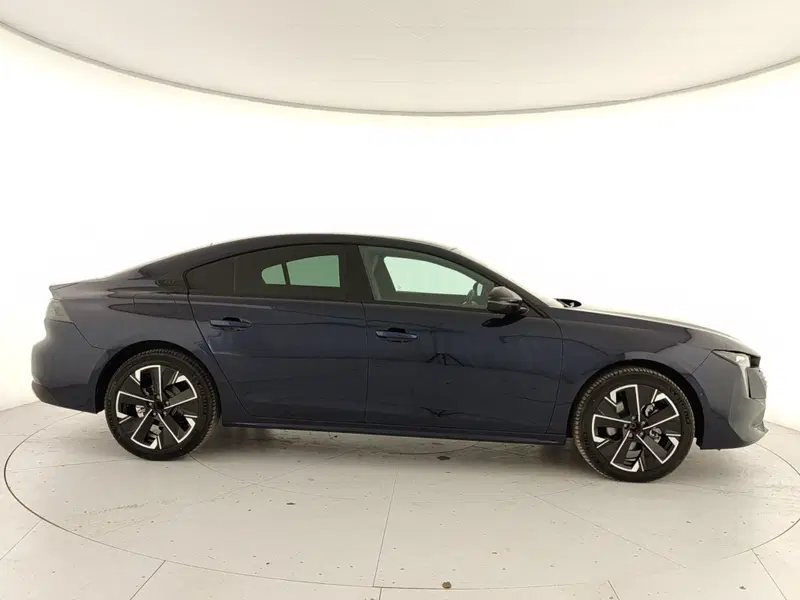 Peugeot 508 nuova a Caserta (6)