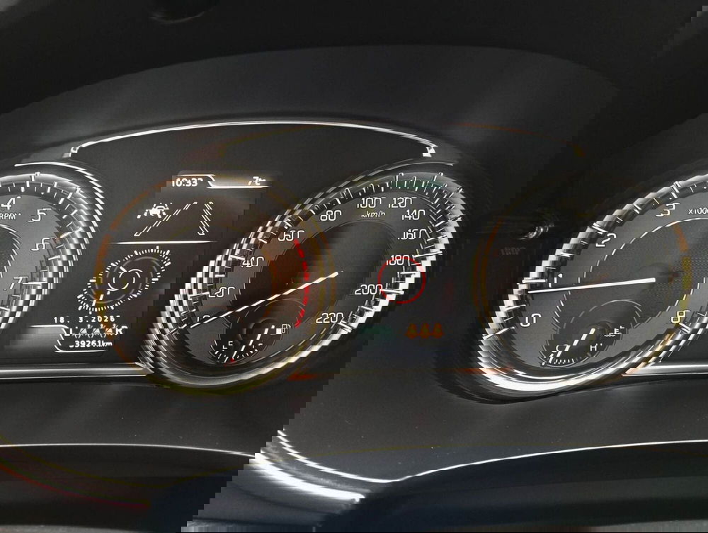 Suzuki Vitara usata a Belluno (18)