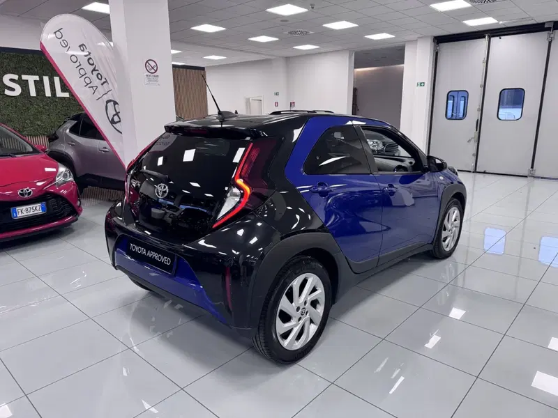 Toyota Aygo X usata a Prato (4)
