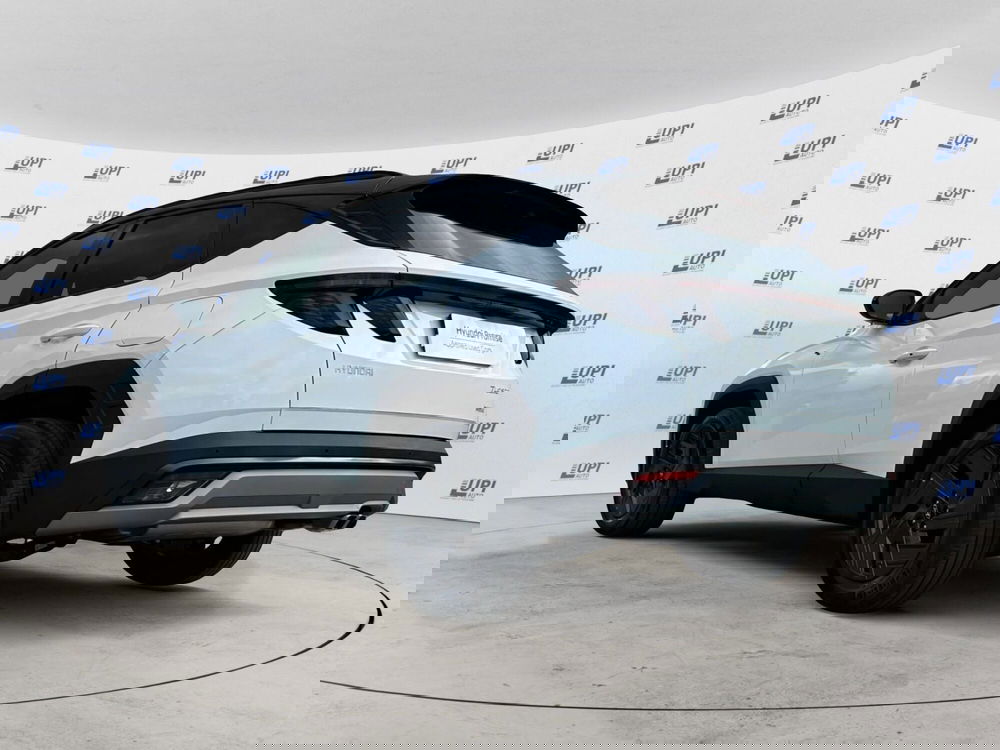 Hyundai Tucson nuova a Pistoia (4)