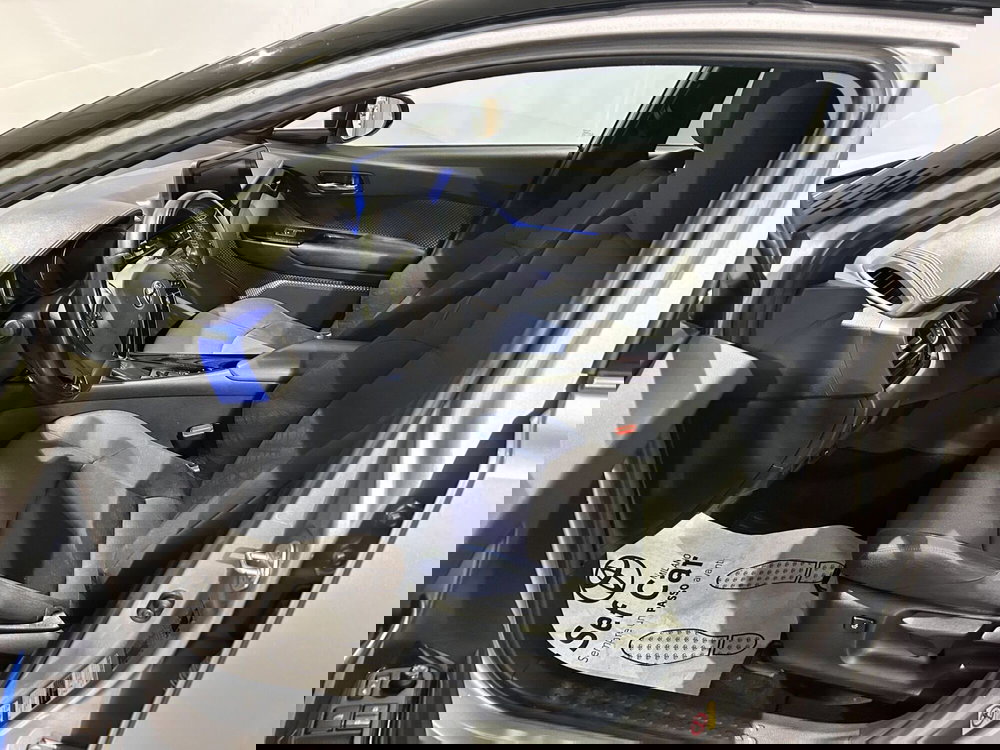 Toyota Toyota C-HR usata a Milano (12)