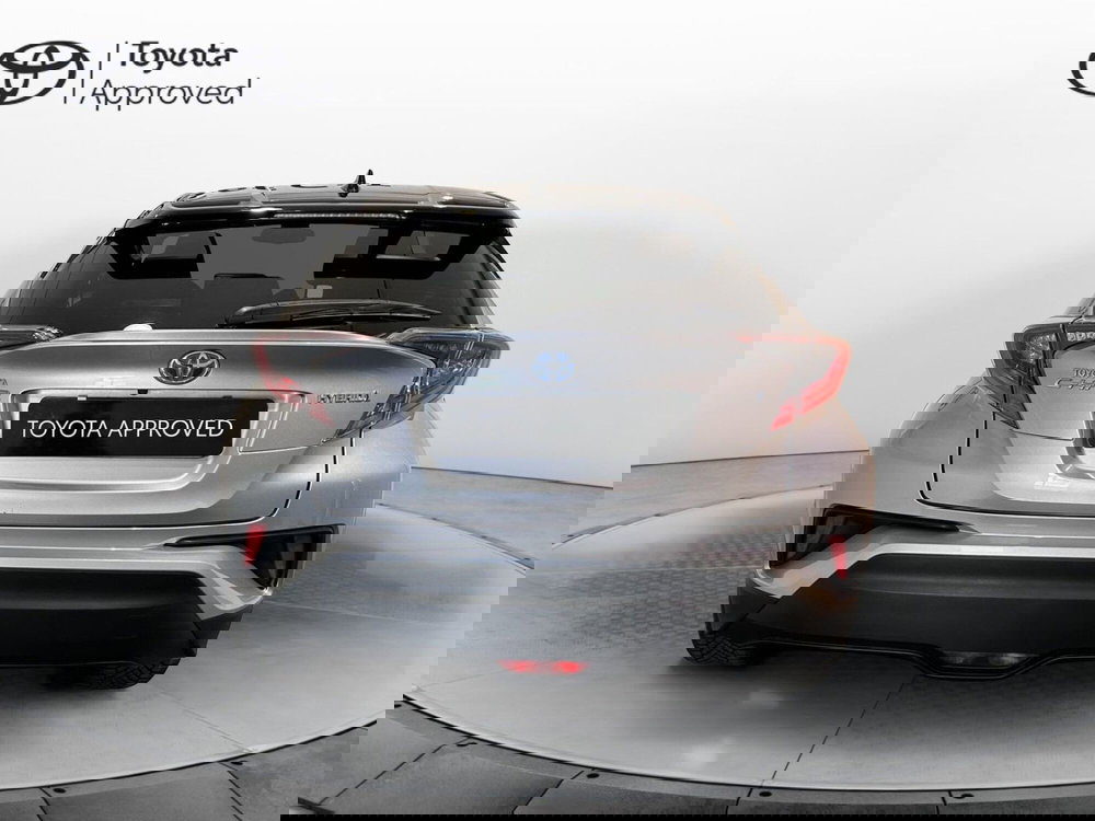 Toyota Toyota C-HR usata a Milano (4)