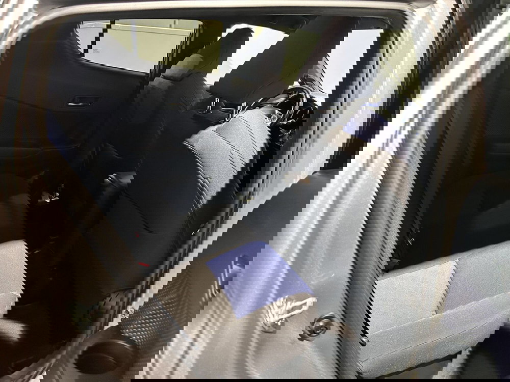 Toyota Toyota C-HR usata a Milano (8)