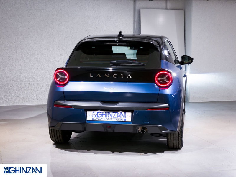 Lancia Ypsilon nuova a Bergamo (6)