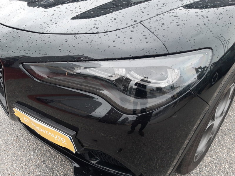 Alfa Romeo Stelvio usata a Campobasso (9)