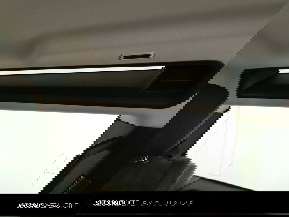 Land Rover Defender usata a Chieti (20)