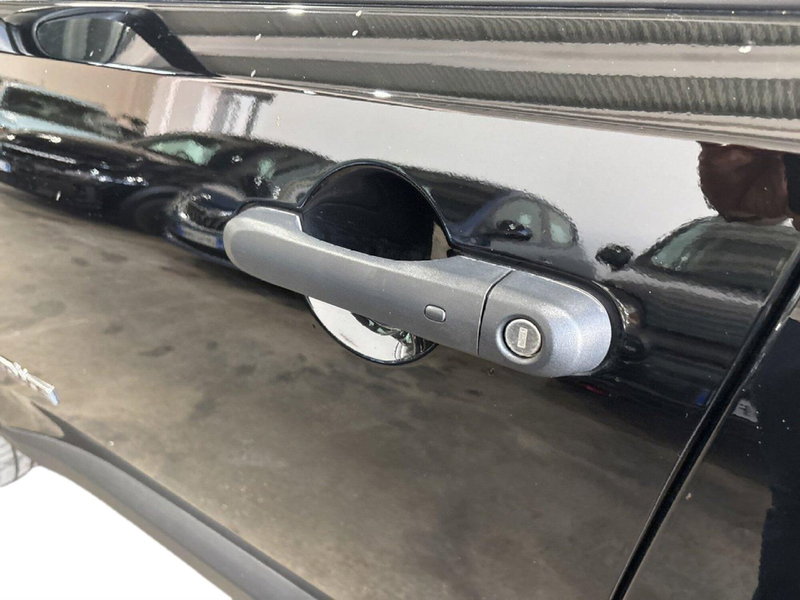 Jeep Avenger nuova a Agrigento (11)