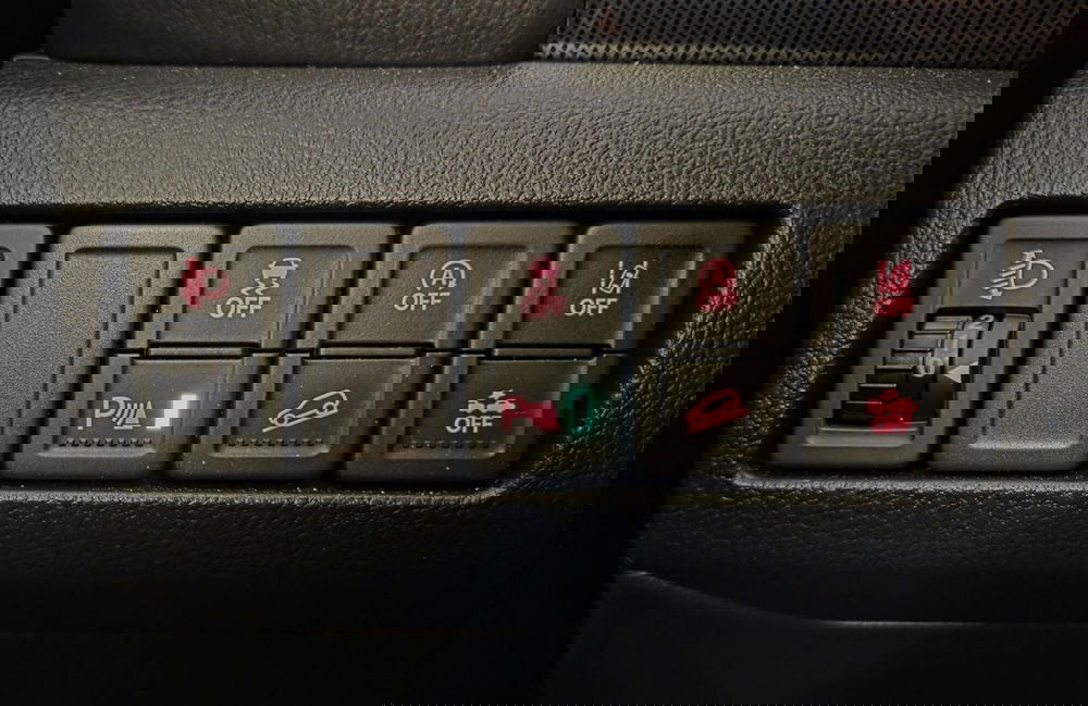 Suzuki Vitara usata a Pavia (19)