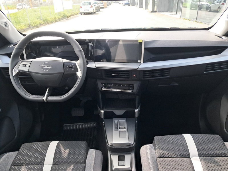 Opel Frontera nuova a Bologna (12)