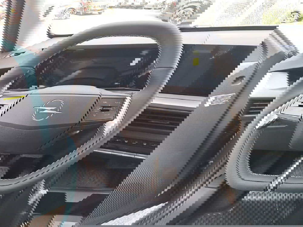 Opel Frontera nuova a Bologna (14)