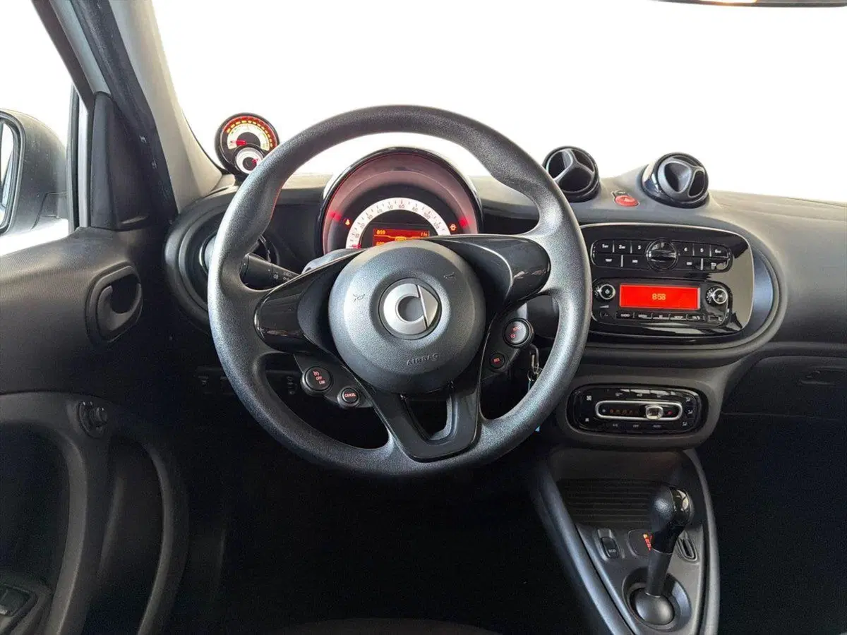 smart forfour usata a Bergamo (11)
