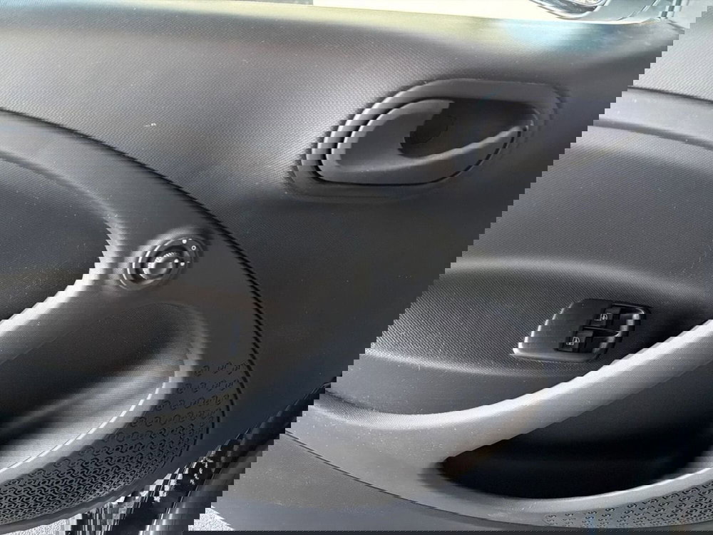 smart forfour usata a Bergamo (18)