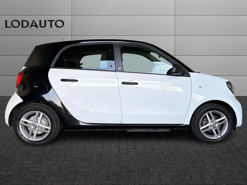 smart forfour usata a Bergamo (5)