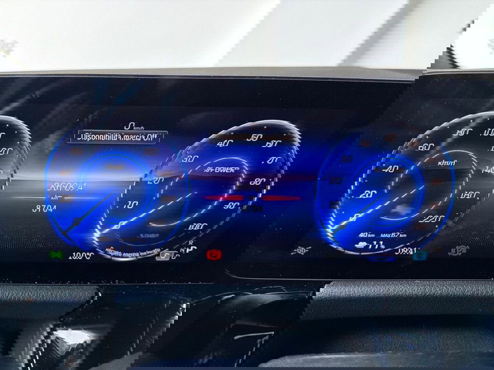 Mercedes-Benz EQA usata a Bergamo (13)