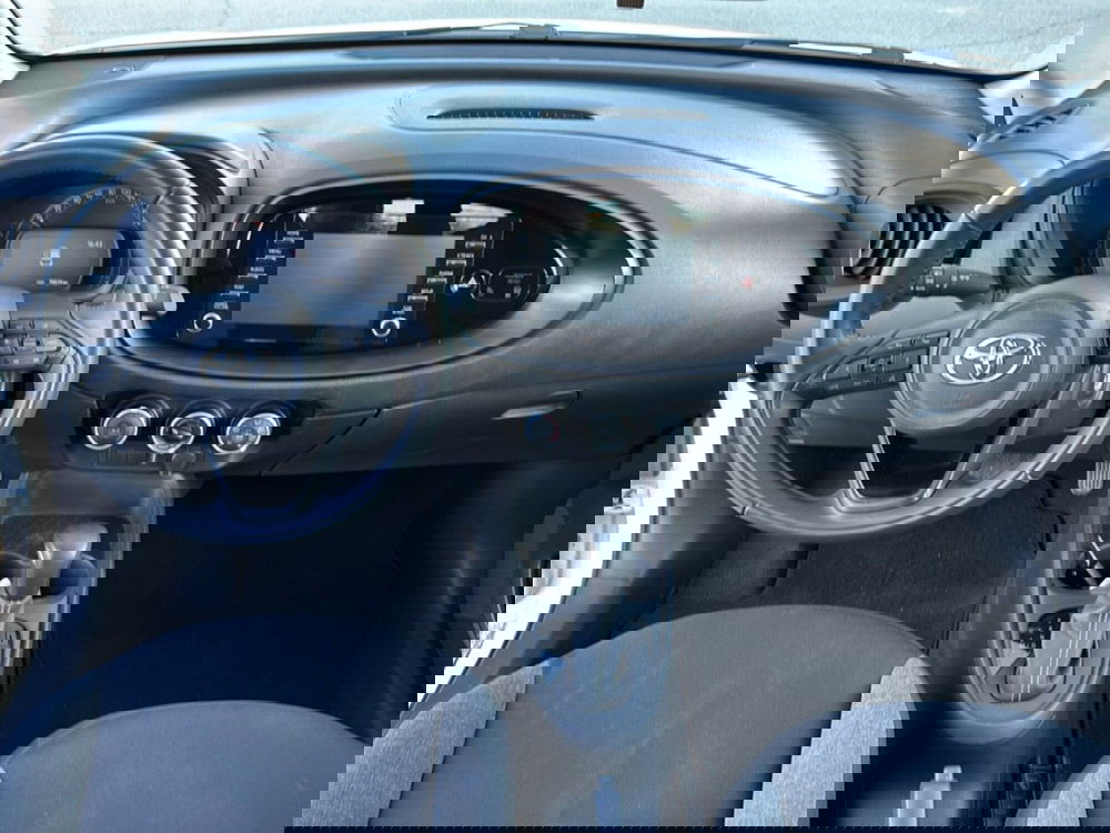 Toyota Aygo X usata a Bologna (9)