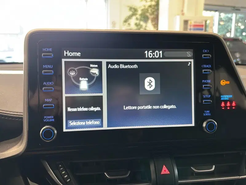 Toyota Toyota C-HR usata a Bologna (13)