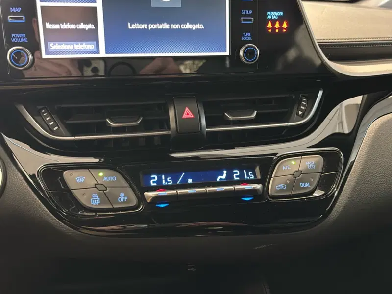 Toyota Toyota C-HR usata a Bologna (15)