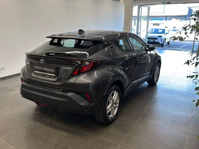 Toyota Toyota C-HR usata a Bologna (6)
