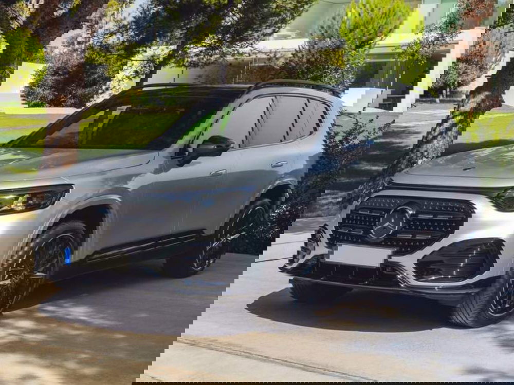 Mercedes-Benz GLB nuova a Siena (5)