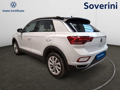 Volkswagen T-Roc 1.0 TSI Style del 2023 usata a Bologna