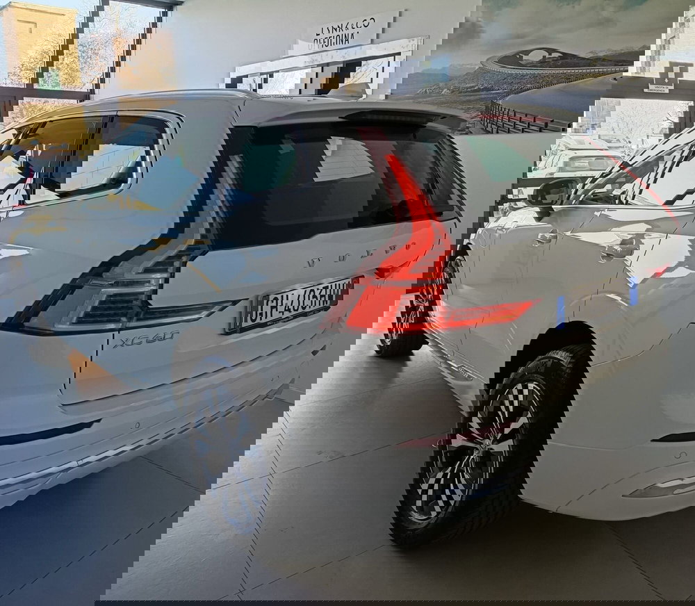 Volvo XC60 usata a Parma (8)